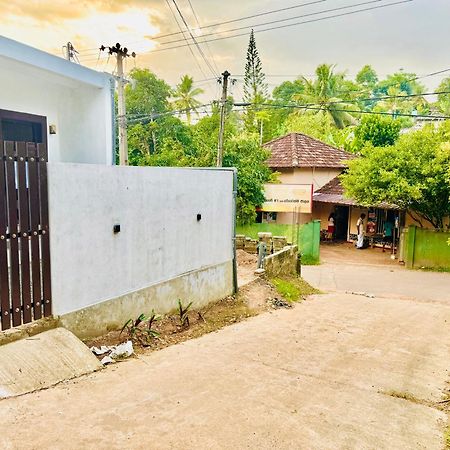 Villa Ru Retreat Weligama Esterno foto